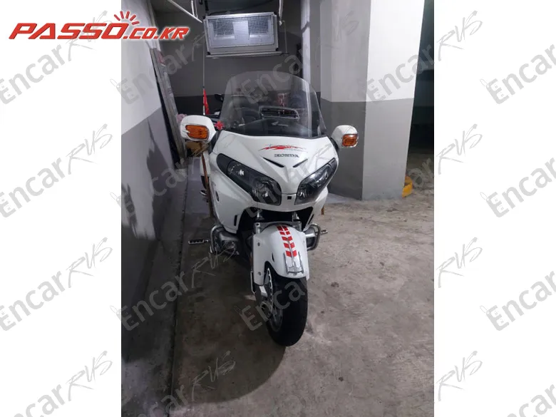 HONDA GOLDWING 1800 - фото 1