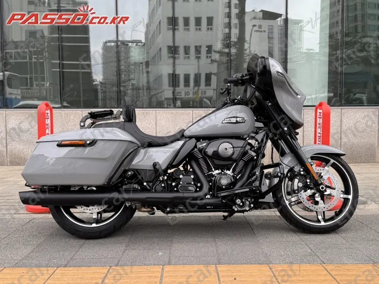 HARLEY-DAVIDSON FLHXS STREET GLIDE SPECIAL - фото 0