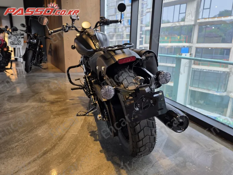 Indian Scout Bobber Limited - фото 2