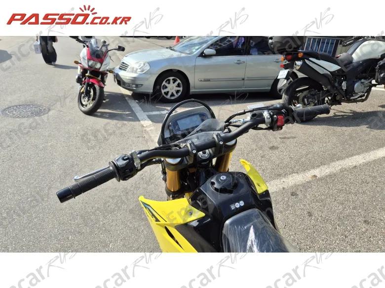 Suzuki Dr Z 4 S - фото 3