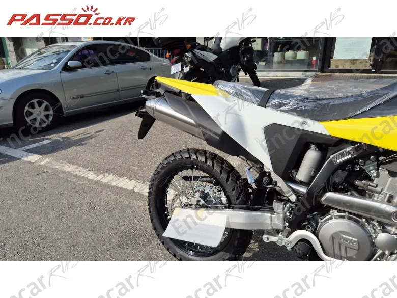 Suzuki Dr Z 4 S - фото 6