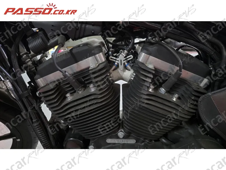 HARLEY-DAVIDSON XL 883 N - фото 4