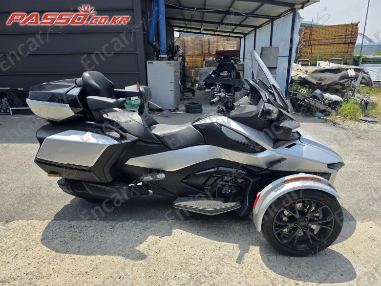 BRP CAN-AM SPYDER RT LIMITED - фото 0