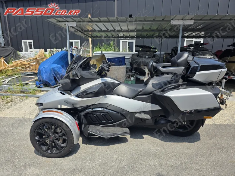 BRP CAN-AM SPYDER RT LIMITED - фото 1