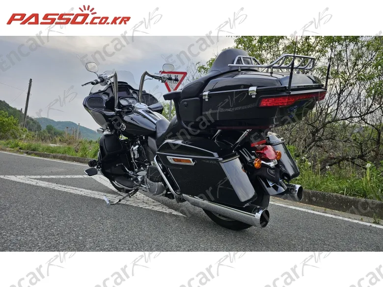 Harley-Davidson Road Glide Limited - фото 1