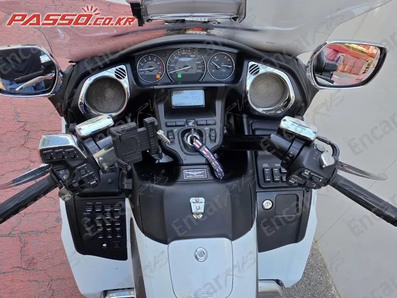 HONDA GOLDWING 1800 - фото 3