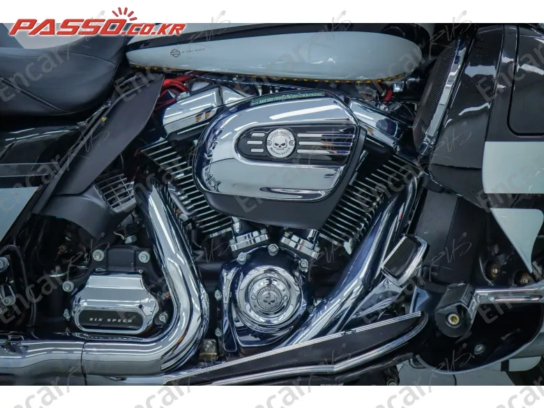 HARLEY-DAVIDSON ROAD GLIDE SPECIAL - фото 4