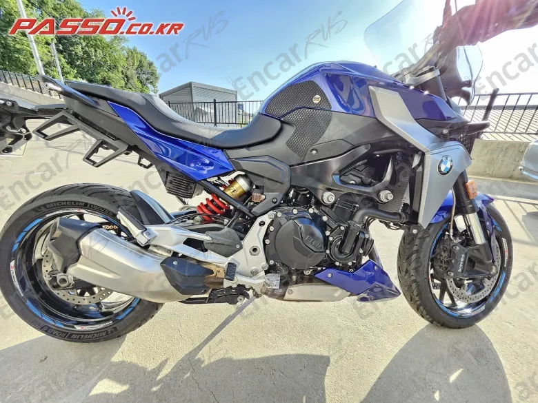 Bmw F 900 R - фото 0
