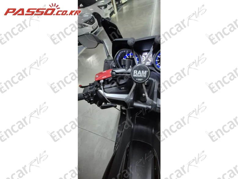 Yamaha T Max 530 - фото 3