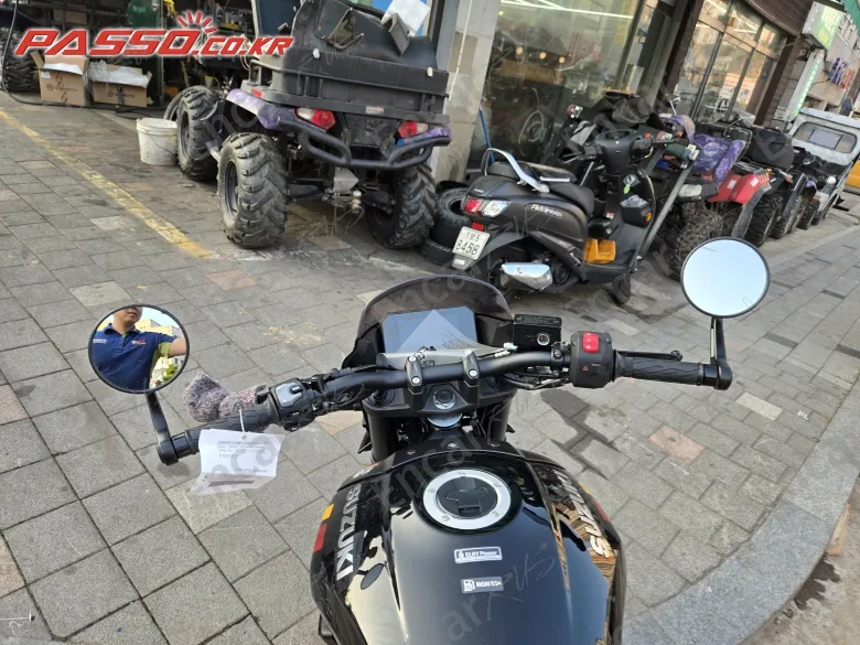 Suzuki Gsx 8 Tt - фото 3