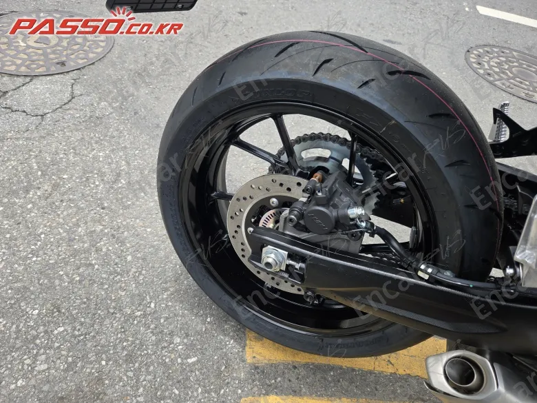 Suzuki Gsx 8 T - фото 5