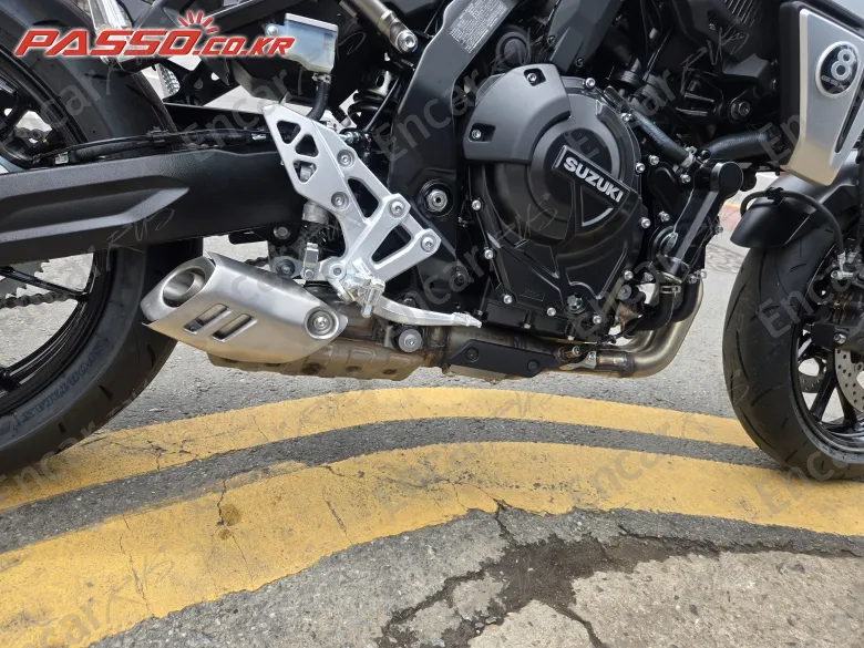 Suzuki Gsx 8 T - фото 6