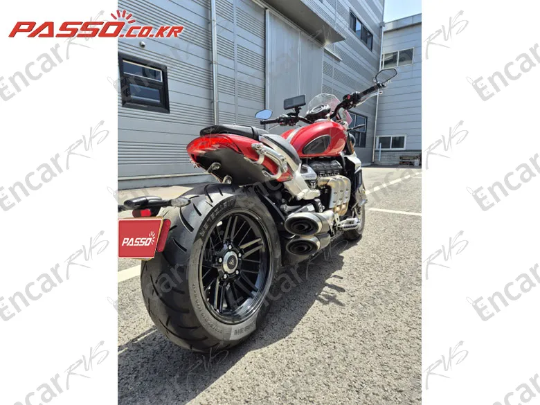 Triumph Rocket Ⅲ R - фото 2
