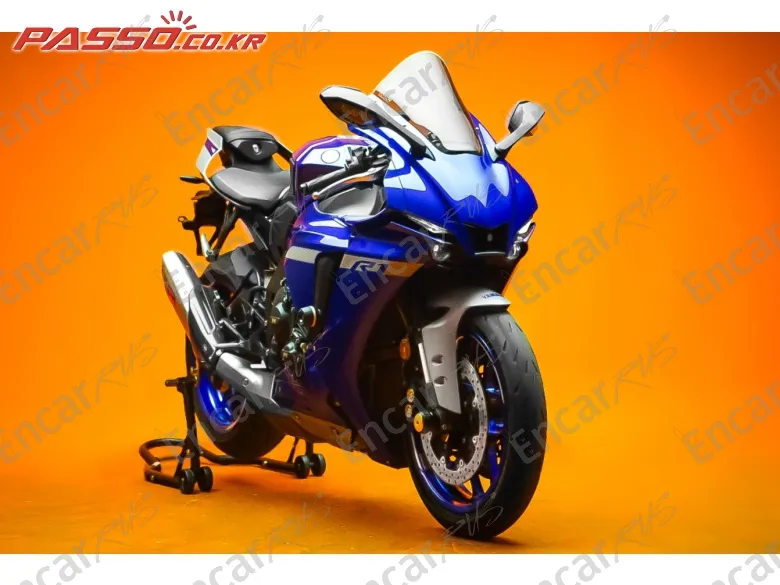 Yamaha Yzf R1 - фото 0