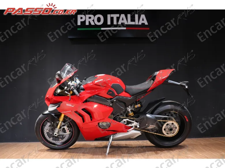Ducati Panigale V4 S - фото 1