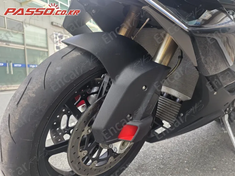 BMW S 1000 RR - фото 5