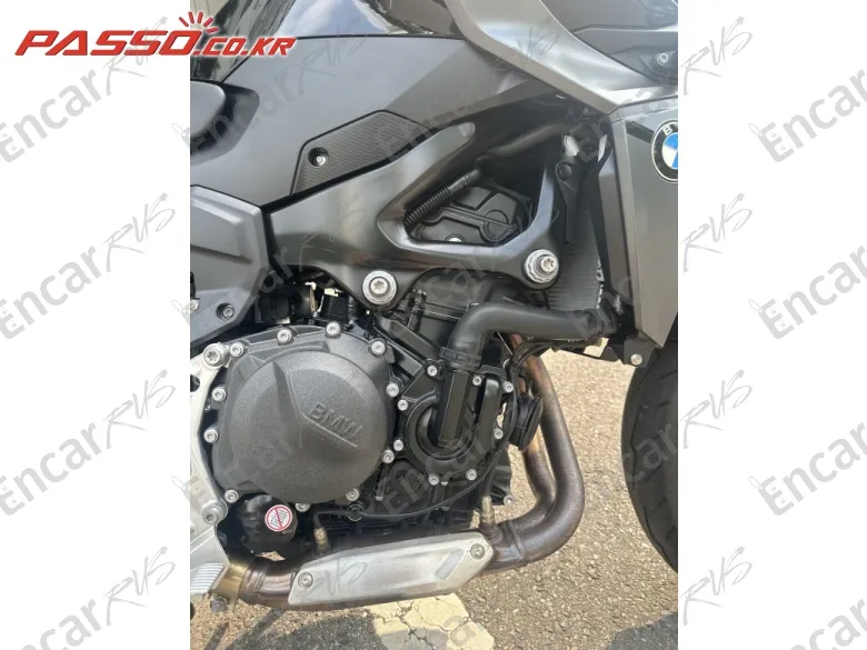 Bmw F 900 R - фото 4