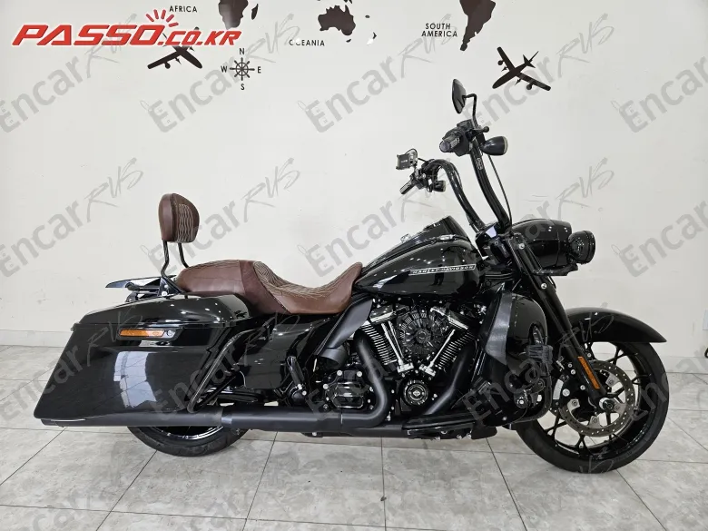 HARLEY-DAVIDSON ROAD KING SPECIAL - фото 0