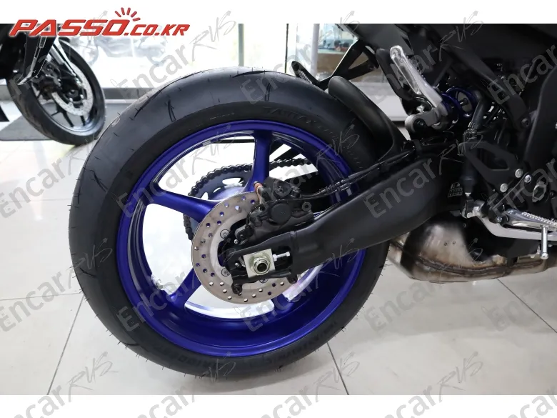 Yamaha Yzf R9 - фото 5