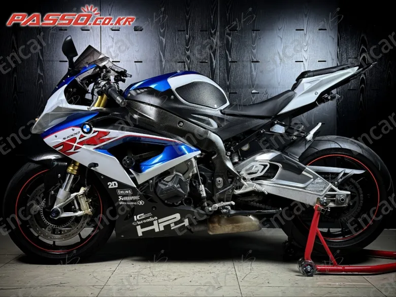 BMW S 1000 RR - фото 1