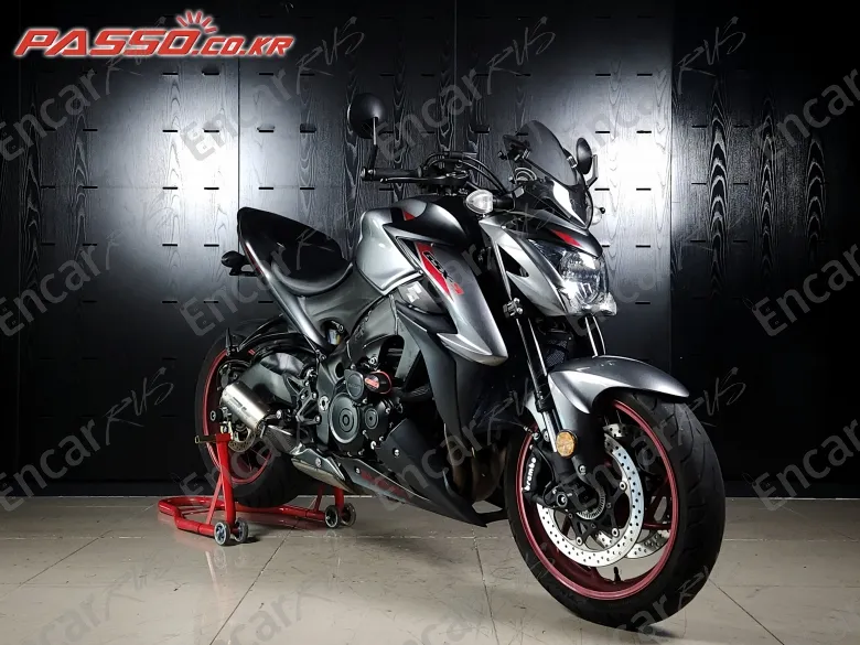 Suzuki Gsx S 1000 - фото 5