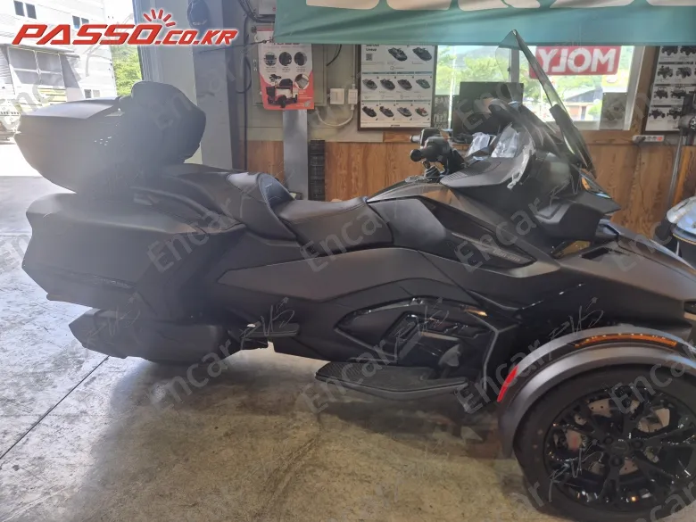 BRP CAN-AM SPYDER RT LIMITED - фото 0