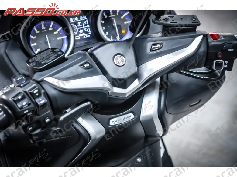 Yamaha T Max Dx - фото 3