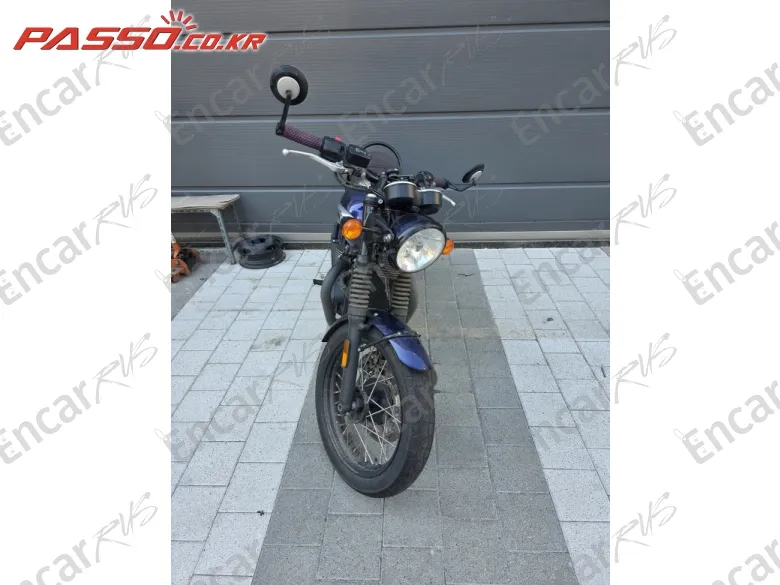 Triumph Bonneville T100 - фото 2
