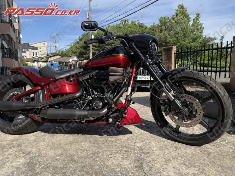Harley-Davidson Cvo Breakout - фото 0