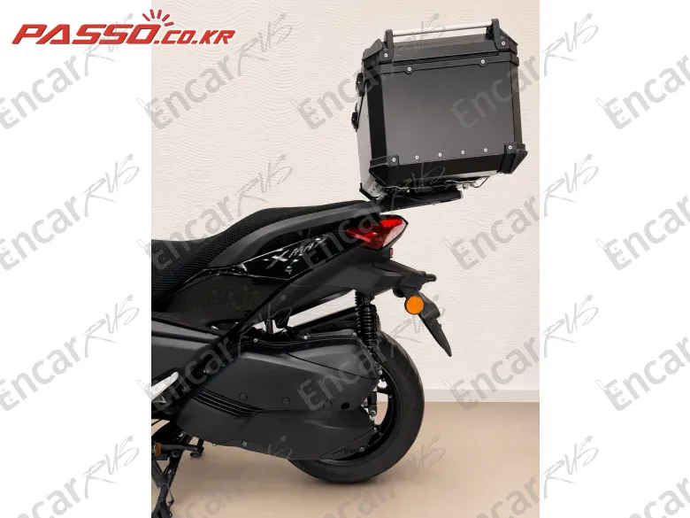 YAMAHA X MAX 300 ABS - фото 4