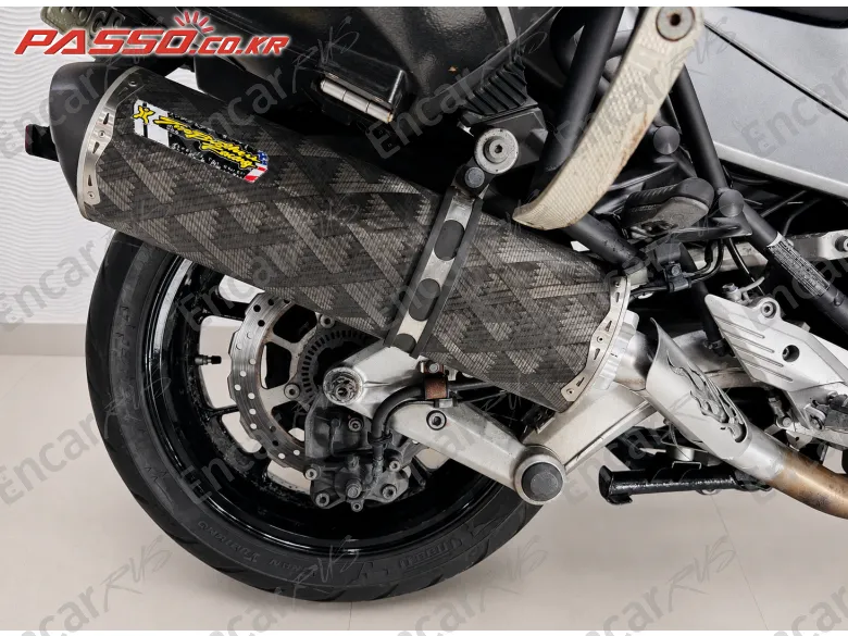 Kawasaki Gtr 1400 - фото 6