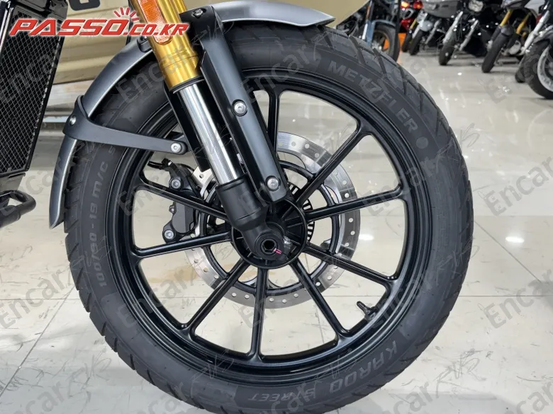 Triumph Scrambler 400 X - фото 5