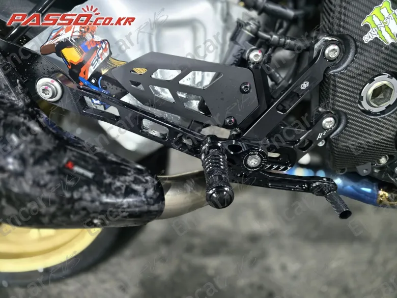 YAMAHA MT 10 SP - фото 4