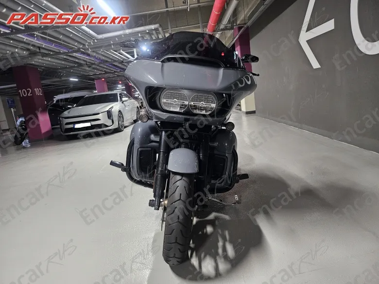 HARLEY-DAVIDSON ROAD GLIDE ST - фото 5