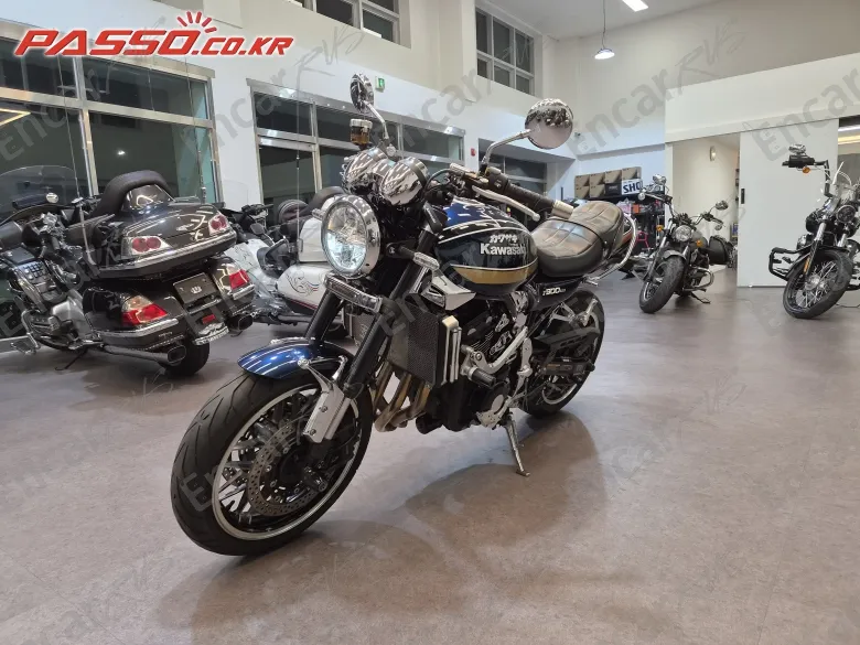 Kawasaki Z 900 Rs Abs - фото 4