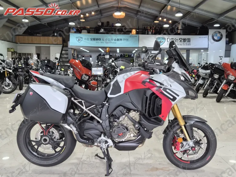 Ducati Multistrada V4 Rs - фото 0