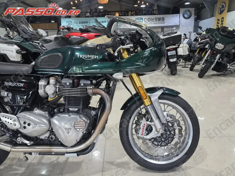 TRIUMPH THRUXTON R - фото 5