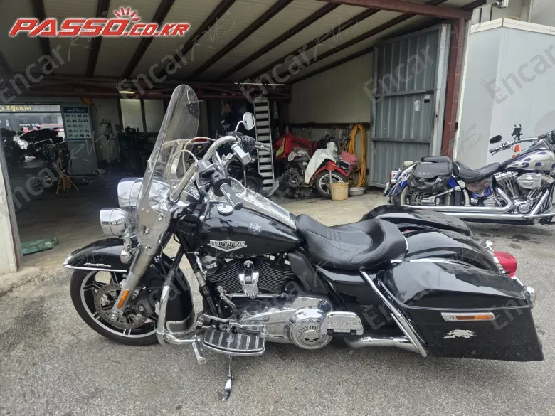 HARLEY-DAVIDSON FLHR - фото 1