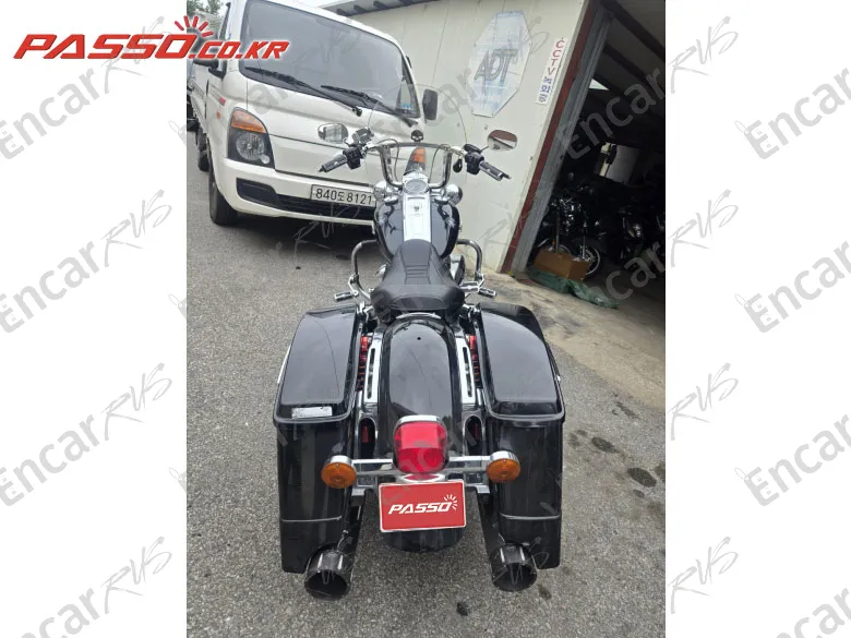 HARLEY-DAVIDSON FLHR - фото 2