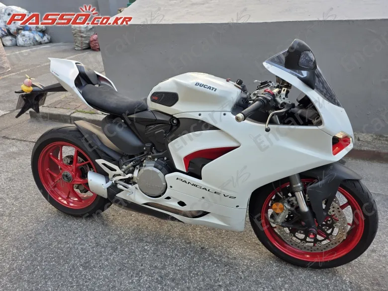 Ducati Panigale V2 - фото 0