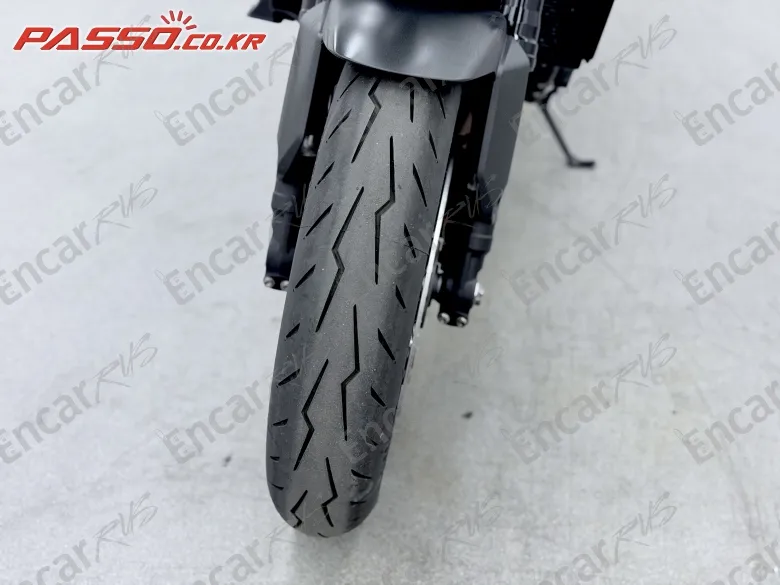 Honda Cb 1000 R - фото 5