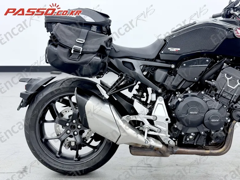Honda Cb 1000 R - фото 6