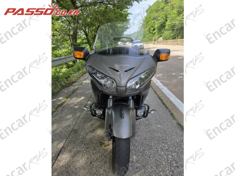 Honda Goldwing F6b - фото 5
