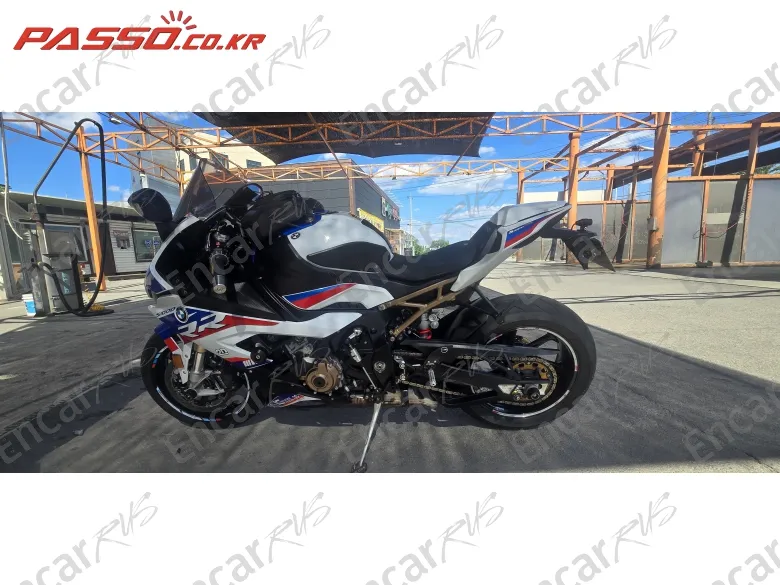 BMW S 1000 RR - фото 1