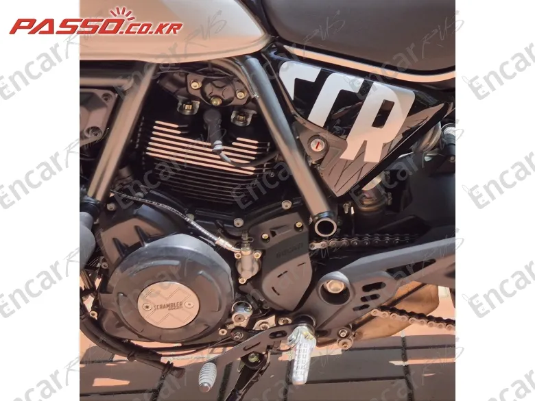 Ducati Scrambler Icon - фото 4