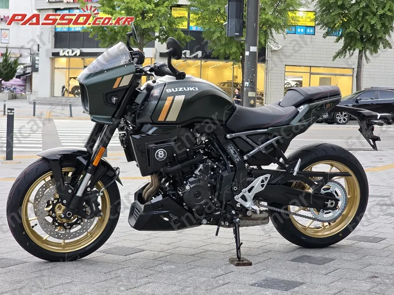 SUZUKI GSX 8 TT - фото 1