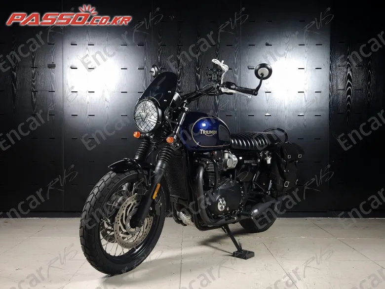 Triumph Bonneville T120 - фото 1