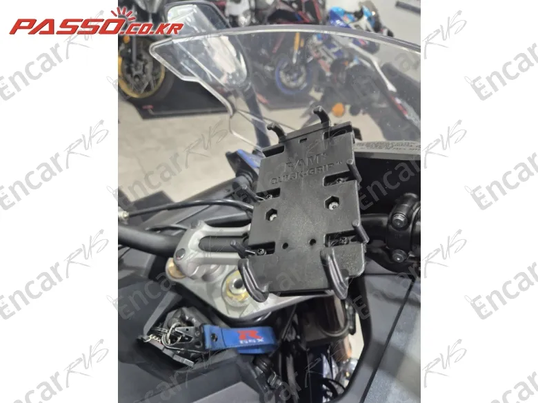 SUZUKI GSX S 1000 GT - фото 6