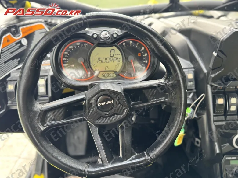 BRP CAN-AM MAVERICK X MR 1000 - фото 3