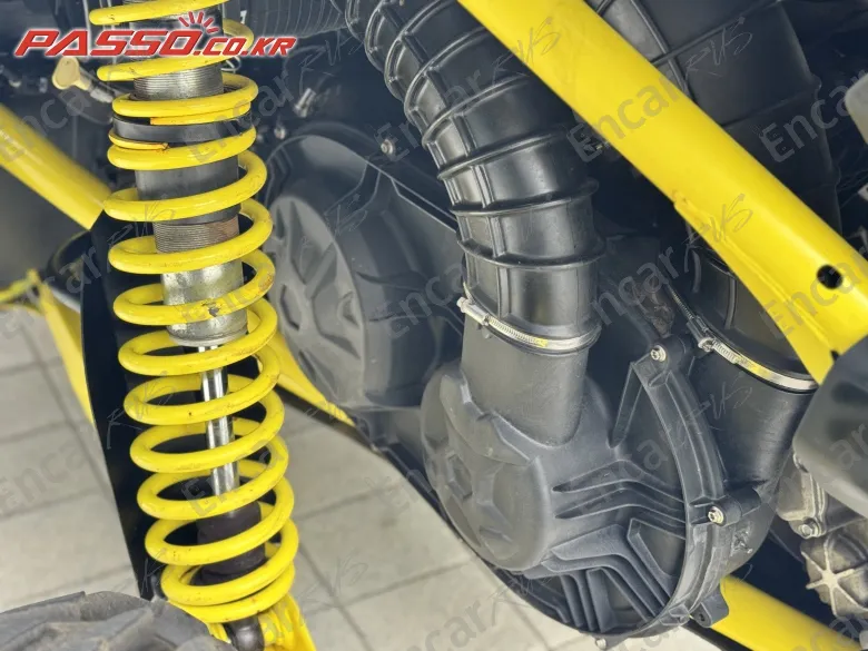 BRP CAN-AM MAVERICK X MR 1000 - фото 4